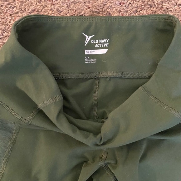 Old Navy Active Leggings - Picture 3 of 3